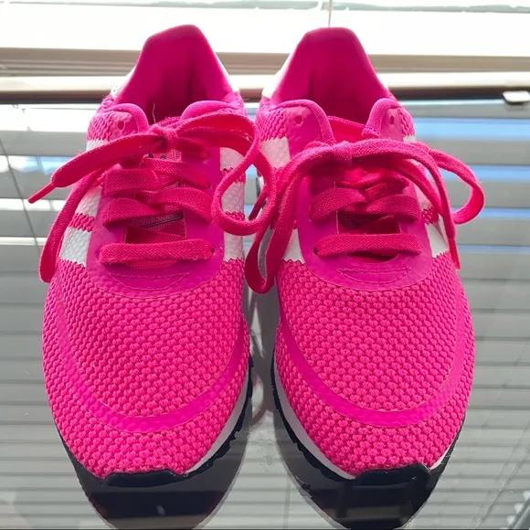 Like New adidas Sneakers