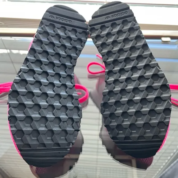 Like New adidas Sneakers