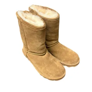 Like new Bearpaw Tan Boots size 8