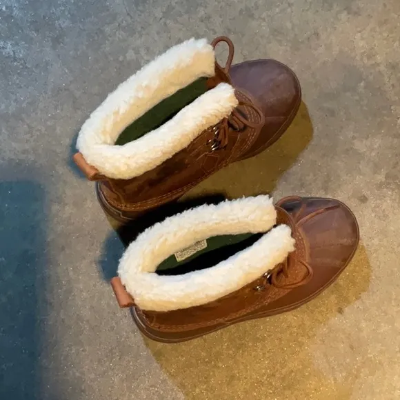 Like New - Sorel Caribou Leather Boots