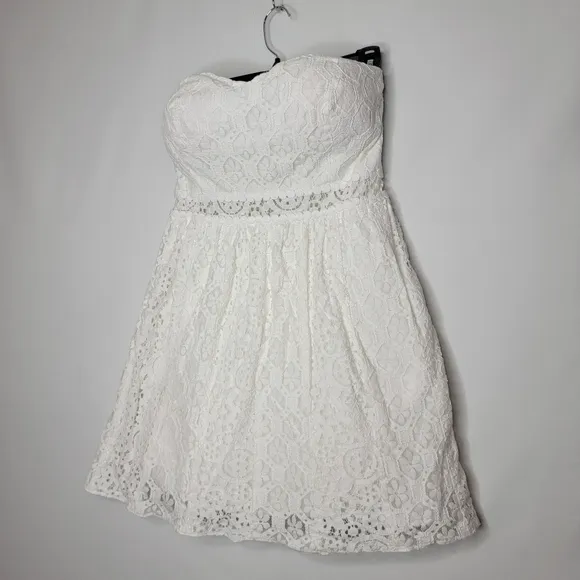 Lilly Pulitzer White Strapless Lace Dress