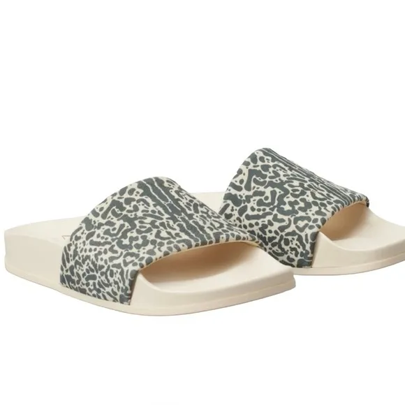 Lita By Ciara King Cheetah Print Slides‎ sandals slip on size EU 39 US 8/8.5