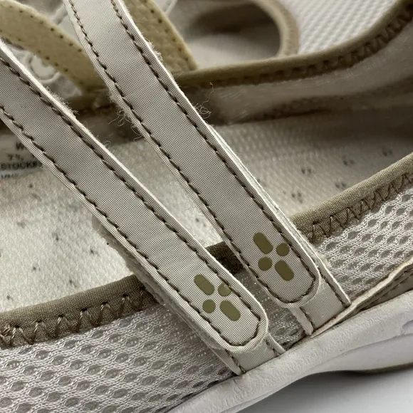 L.L. Bean Light Tan White Mary Jane Style Athletic Shoes Women's Size 7.5