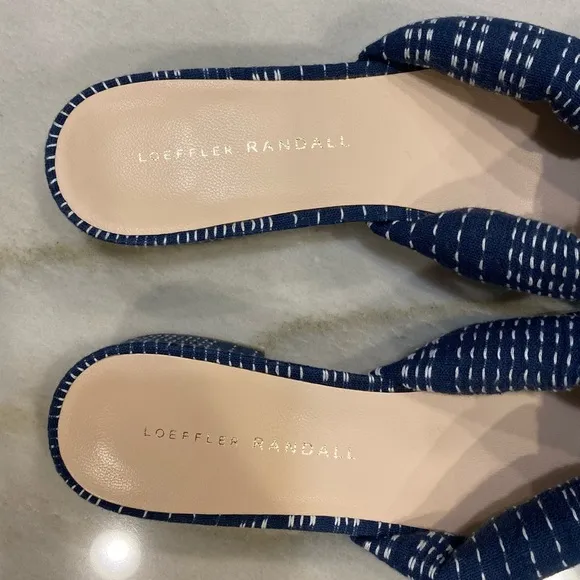 Loeffler Randall Sandals Size 8 Navy White Fabric Slip On
