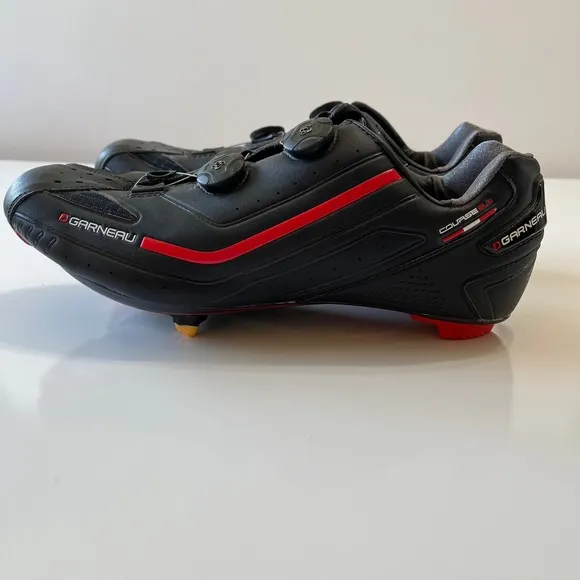 Louis Garneau Course 2LS HRS 300 Cycling Shoes Ergo Air Zone Black Red