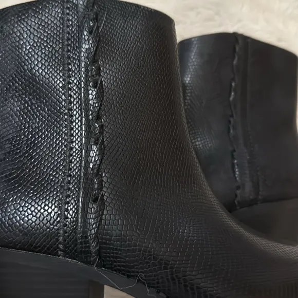 LUCKY BRAND Fakelle Faux Reptile Skin Ankle Booties ~ New