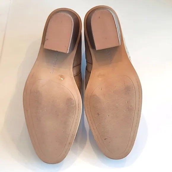 Lucky Brand Vennia Leather Ankle Boot Cream Textured Stacked Square Heel Pebbled