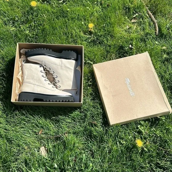 MADEWELL The Rayna Laceup boot in leather