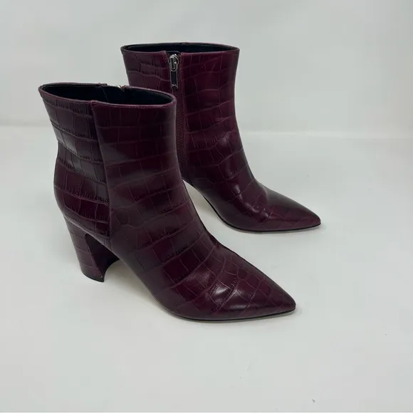 MARC FISHER LTD DAITH LEATHER EMBOSSED DRESS ANKLE BOOTS HEELS SIZE 7 RED