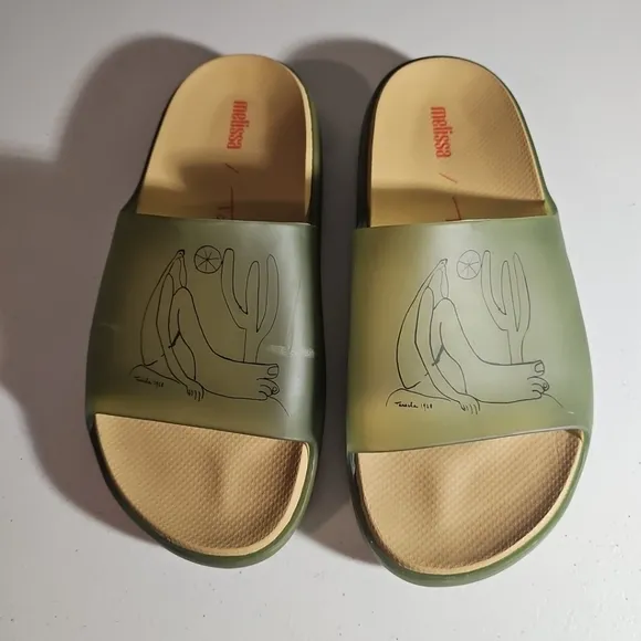 Melissa   Tarsilado Green Frog Slip On Jelly Rubber Slide Sandals Size 7 Vegan