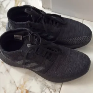 Men's Adidas Boost Black Athletic Shoes Like New