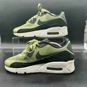Men's Nike Air Max 90, Running Shoe, Green, Size Youth 4.5Y Womens Size 6
