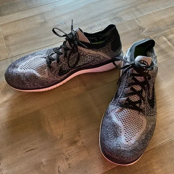 Men’s Nike Free Run Flyknit Running Shoes