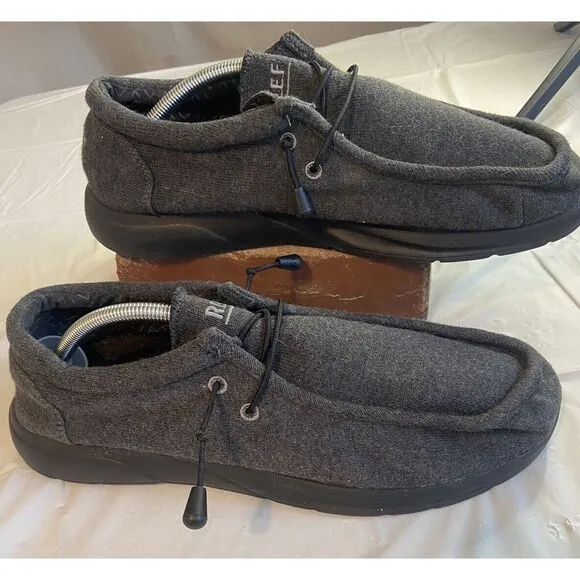 Men's Reef Cushion Coast Dark Gray Shoes-Size‎ 12-Excellent Condition