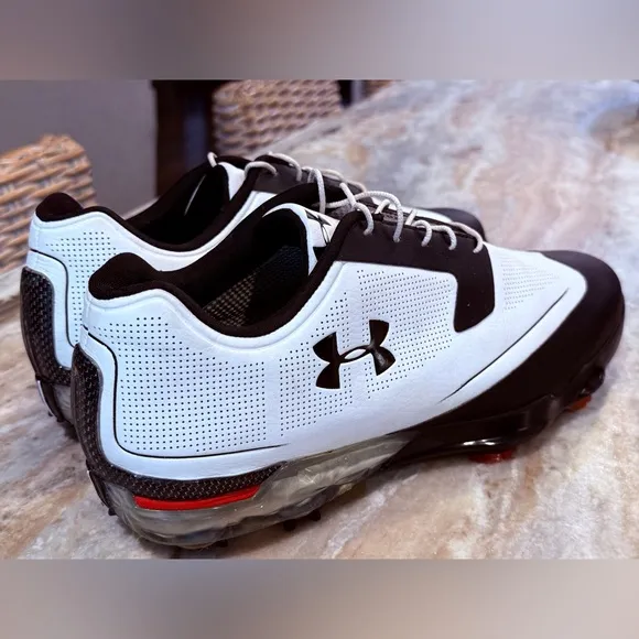 Men’s UNDER ARMOUR Tour Tips Golf Shoes- white/black/red. Size 12