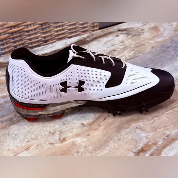 Men’s UNDER ARMOUR Tour Tips Golf Shoes- white/black/red. Size 12