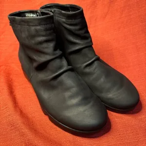 Mephisto Rezia Black Nubuk Ankle Boots, Women’s Size 8, EUC