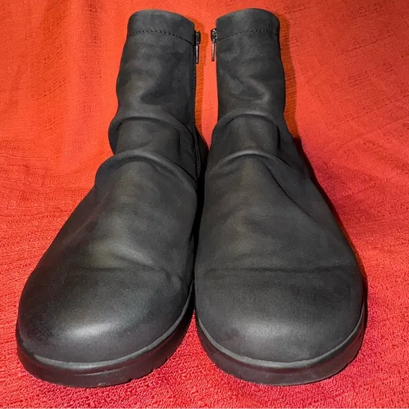 Mephisto Rezia Black Nubuk Ankle Boots, Women’s Size 8, EUC