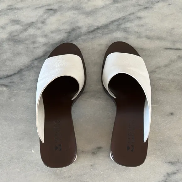 Mercedes Castillo Izar Mid Asymmetric Sandals 5.5 White