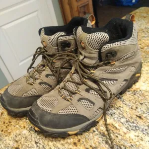 Merrell Moab Ventilator Mid Walnut Trail Hiking Walking Boots 86593 Men's Sz 13
