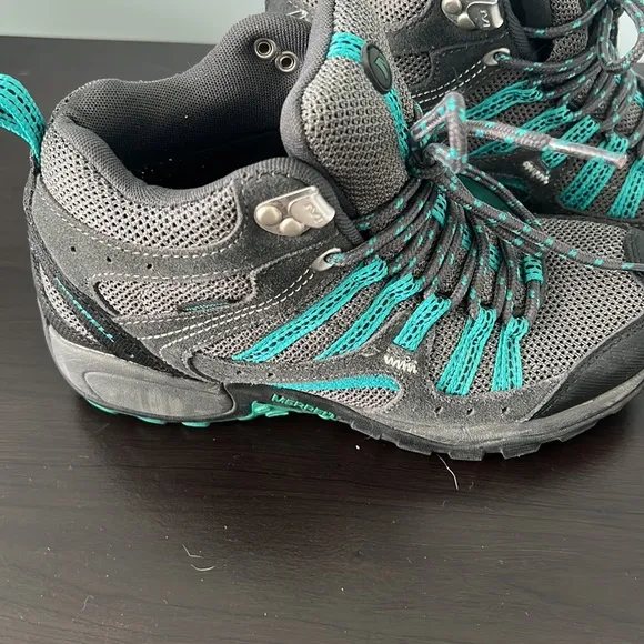 Merrell Women’s Air Cushion Hiking Boots