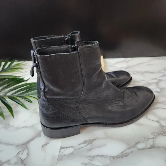 Metropolitan View Black Dress Boot