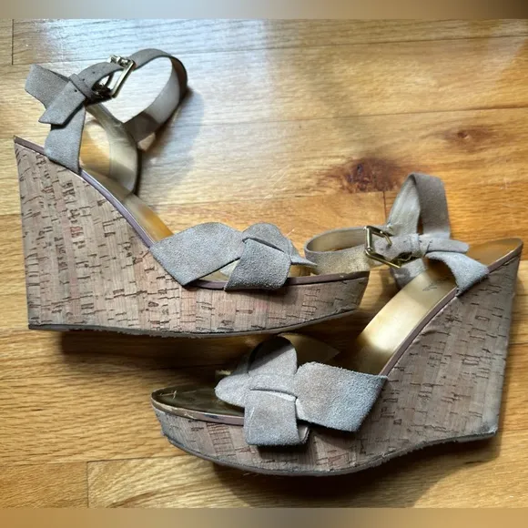 Michael Kors Amber Cork Wedge Sandals size 9