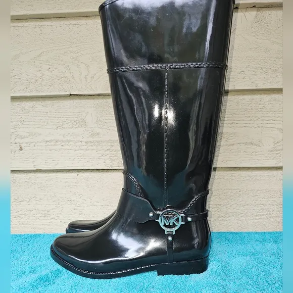 MICHAEL Michael Kors Black Fulton Harness Tall Rubber Rain Boots Women’s Size 10