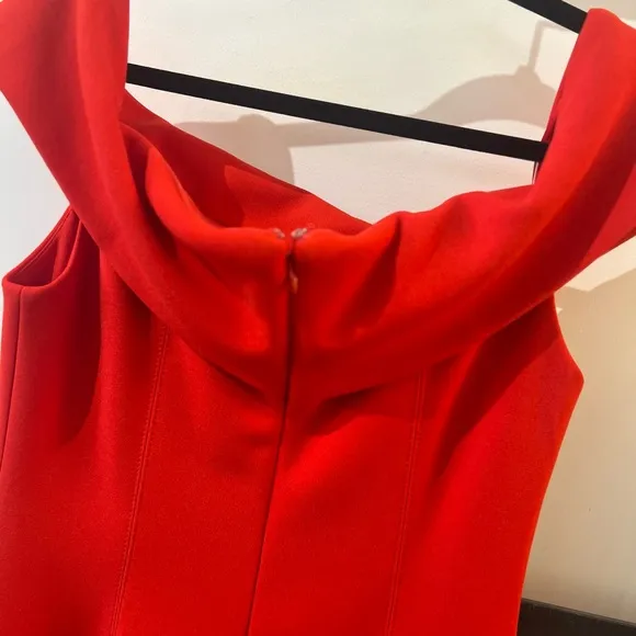 Misha Bernadine Flame Red Dress. Size Large. NWT