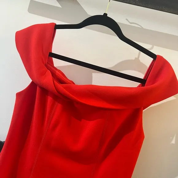 Misha Bernadine Flame Red Dress. Size Large. NWT