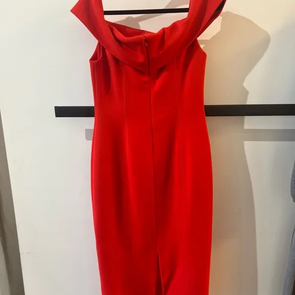 Misha Bernadine Flame Red Dress. Size Large. NWT