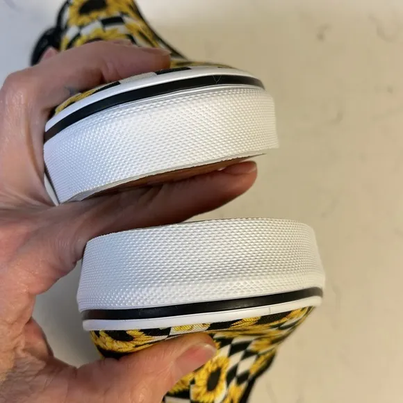 MISSY VANS ASHER CHECKER SKATE SHOES Sunflower print MISSY Size 4.5