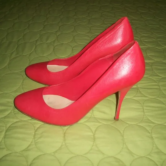 Miu Miu Light Red Leather Pumps