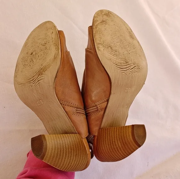 Miz Mooz Mardi Sandal Tan Nude Brown Cone Block Heel 38 Leather Anthropologie