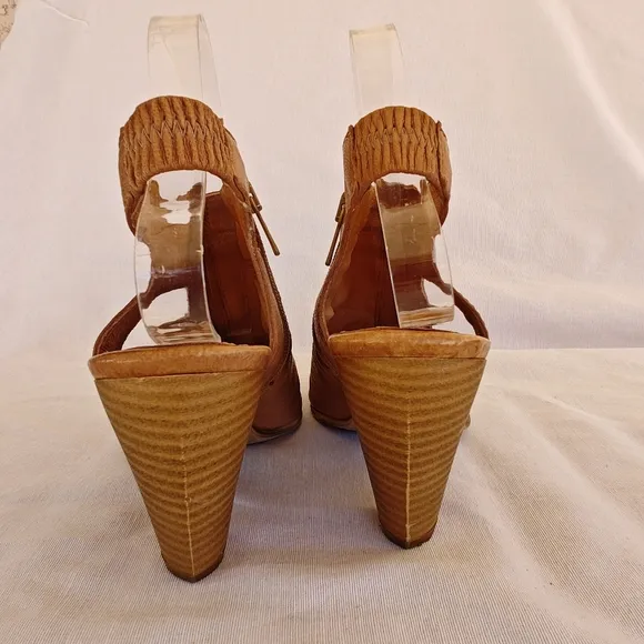 Miz Mooz Mardi Sandal Tan Nude Brown Cone Block Heel 38 Leather Anthropologie