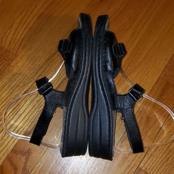 Mobils by MEPHISTO Sandals