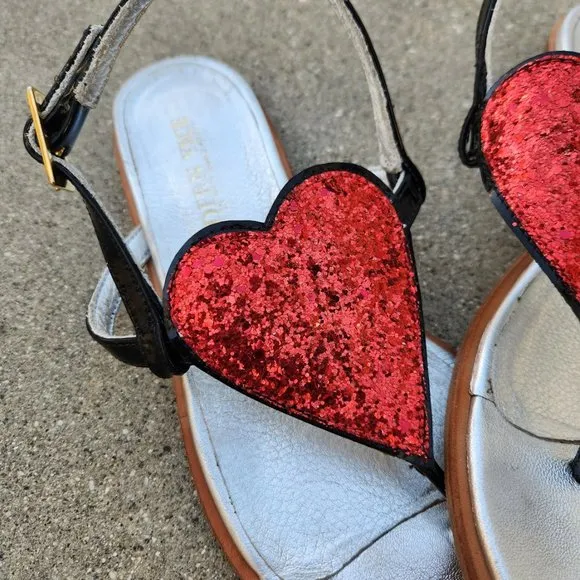 MODERN VICE Glitter Heart Thong Sandals