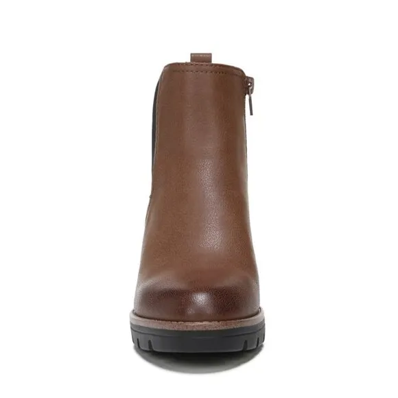 NATURALIZER Madalynn-Gore Lug Sole Booties (WIDE)