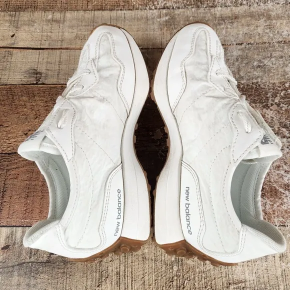 New Balance 327 PS Youth Size 1 White Sea Salt Gum Casual Trainers Sneaker Shoes