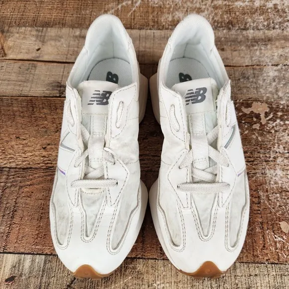 New Balance 327 PS Youth Size 1 White Sea Salt Gum Casual Trainers Sneaker Shoes