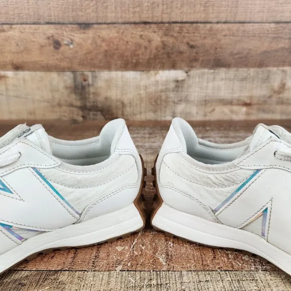 New Balance 327 PS Youth Size 1 White Sea Salt Gum Casual Trainers Sneaker Shoes