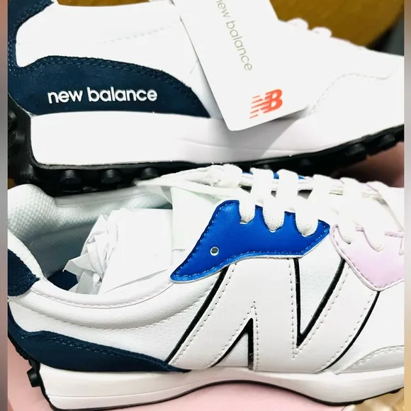 NEW BALANCE 327 RARE WOMEN Golf &amp; Casual LEATHER Sneakers Shoes White size 6 10