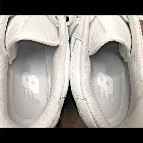 NEW BALANCE 550 Size 12D Triple White Leather Shoes Sneakers (BB550WWW)