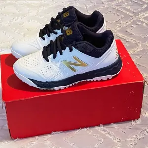 New Balance White and Blue Gradient Sneakers