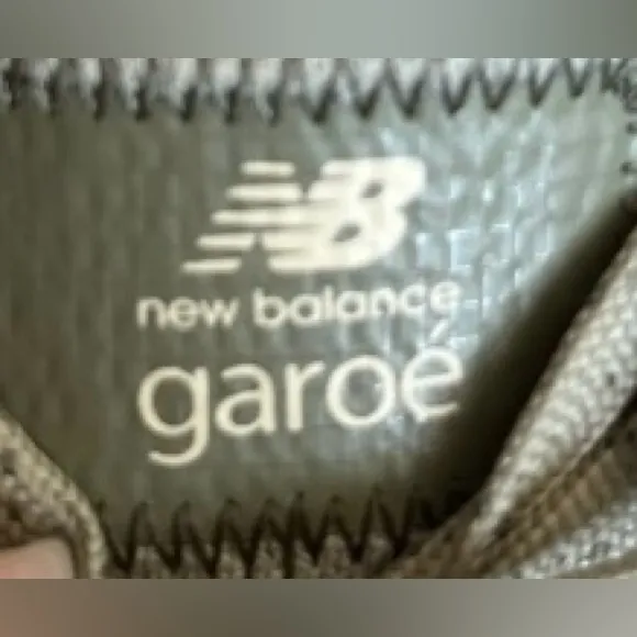 New Balance Women's Green and Pink Running Shoes