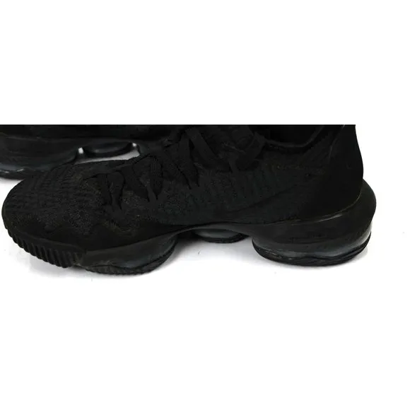 New Black Nike Air Tennis Shoes - SZ 7.5