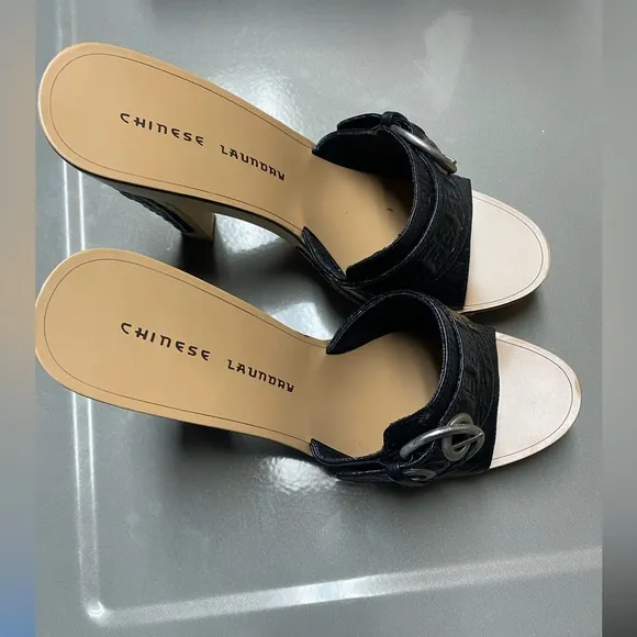 New Chinese Laundry Amore Woman's High heel SandalBlack Various Sizes