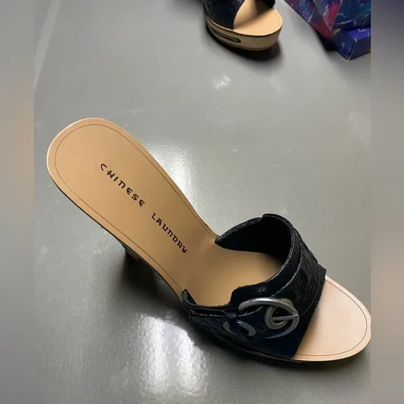 New Chinese Laundry Amore Woman's High heel SandalBlack Various Sizes