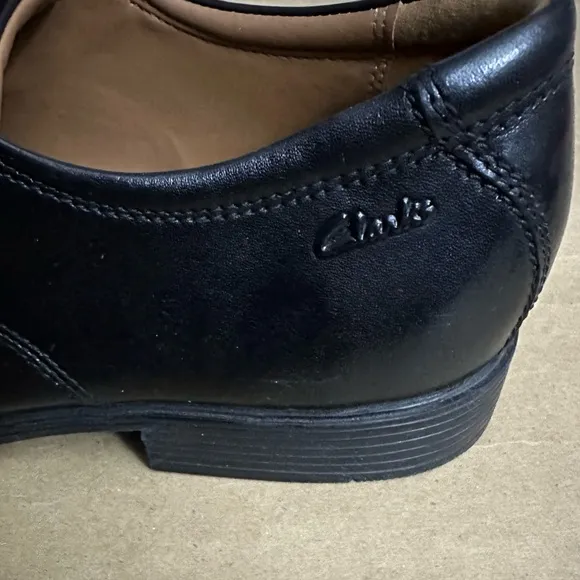 NEW Clarks Tilden Walk Leather Oxford Shoes Size 11