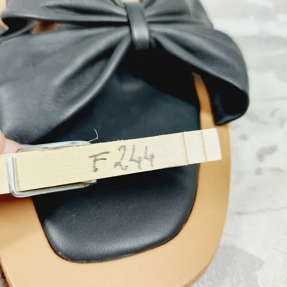New Crevo Leather Black Bow Kitty Slip On Sandals F244